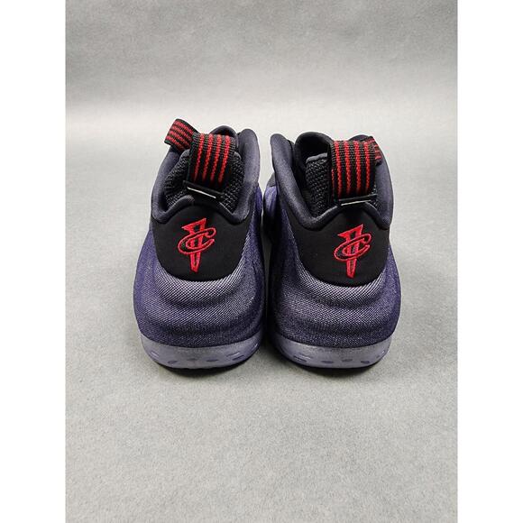 nike air foamposite one size 11